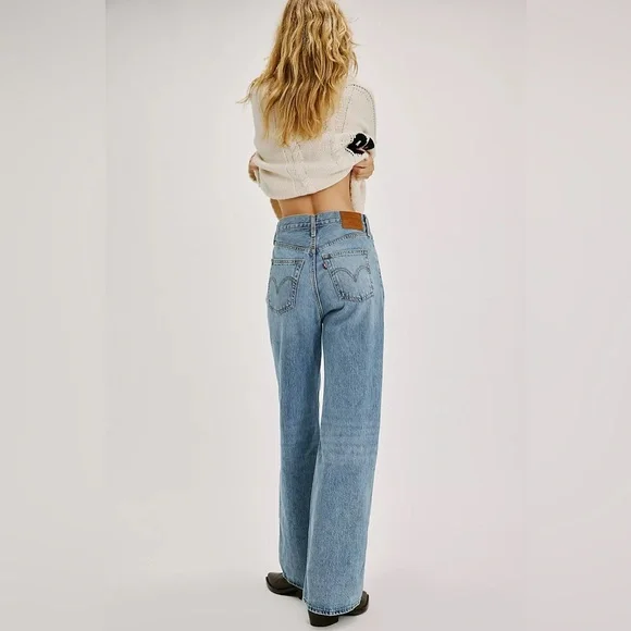 ✨LEVIS✨Ribcage Wide-Leg Jeans - Picture 2 of 5